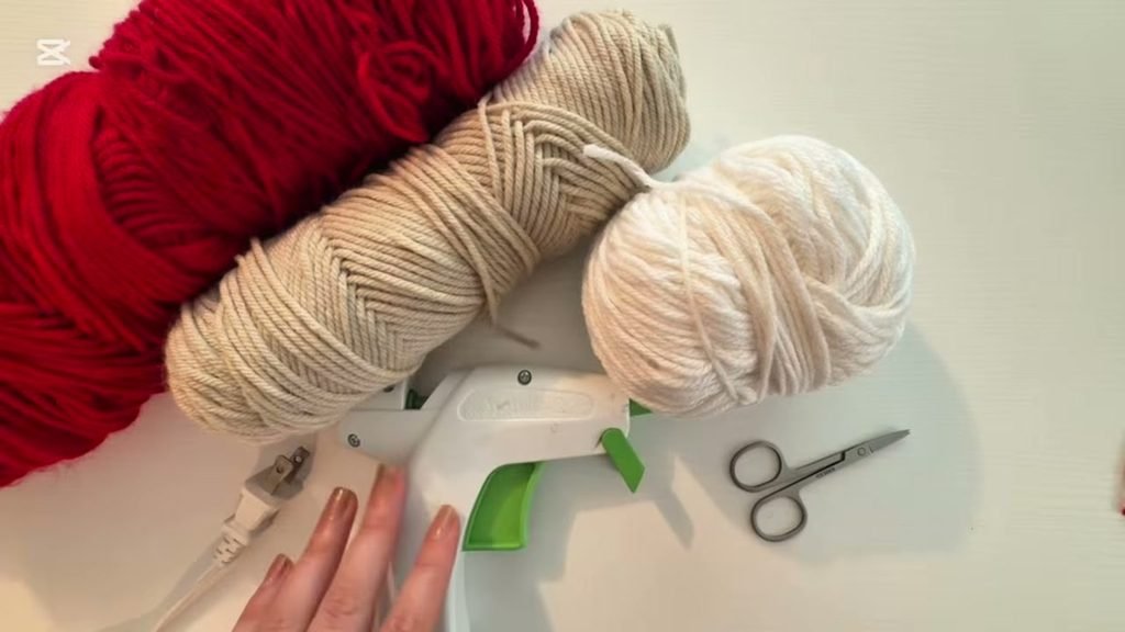 02-yarns-and-crochet-materials